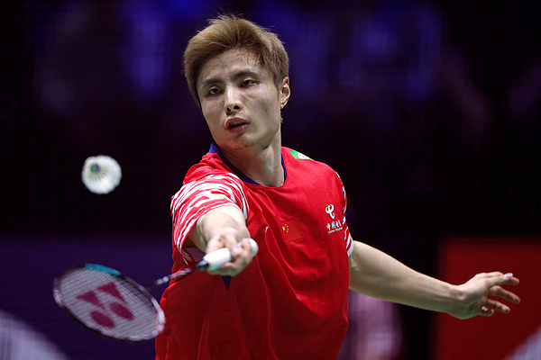 积极防守无, 懈可击, 他以 积极防守无, 懈可击, 他以